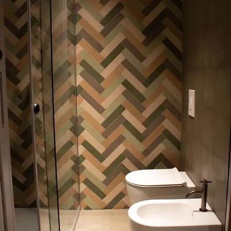 Monachile פולינאנו א מארה