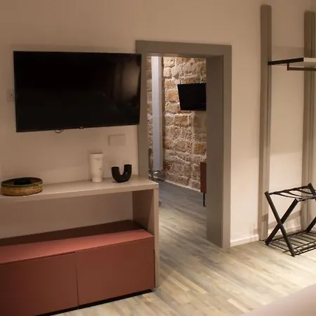 בית הארחה Monachile פולינאנו א מארה